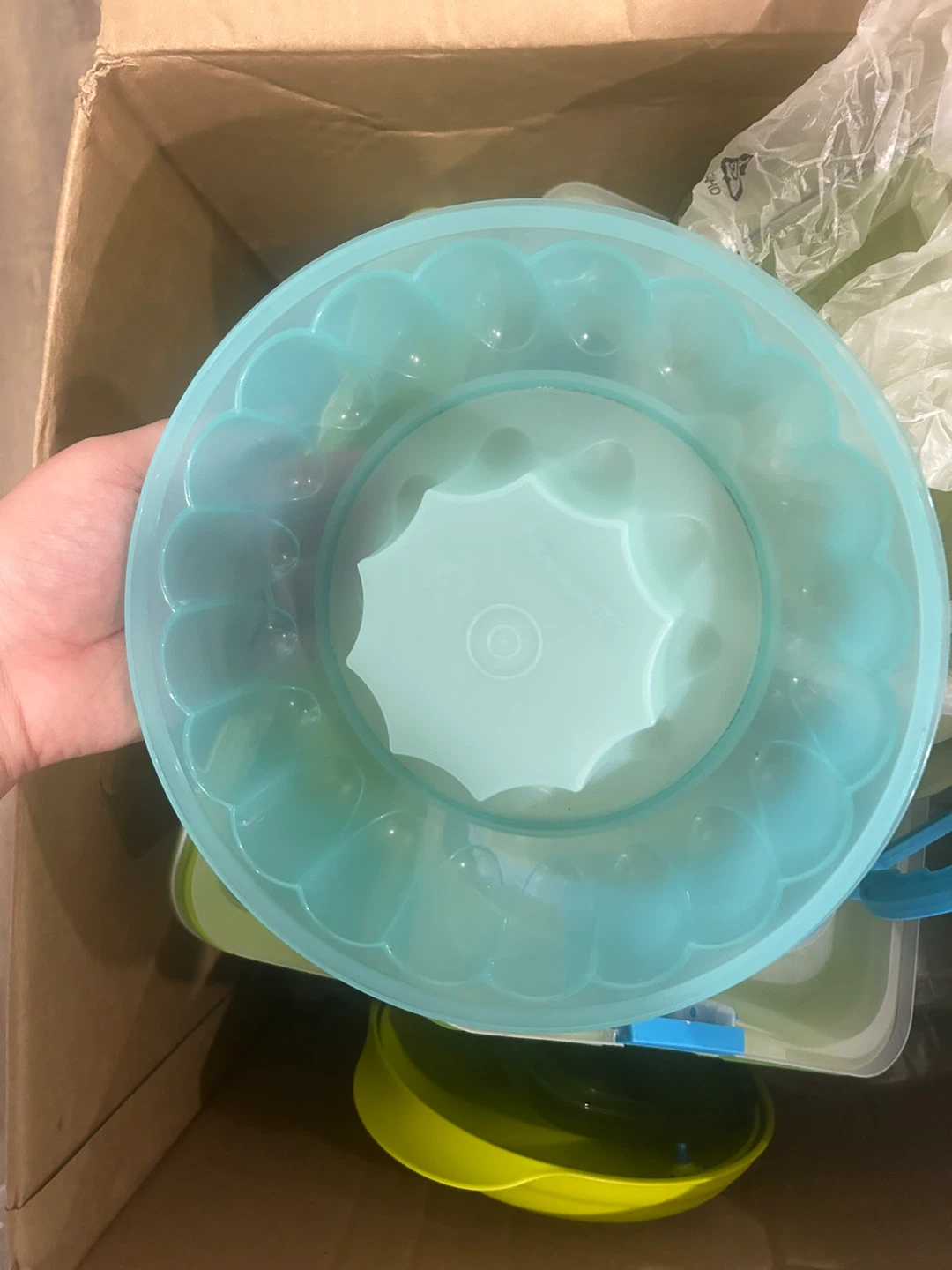 Plastic Food Storage Containers and Trays with Lids. - photo 5