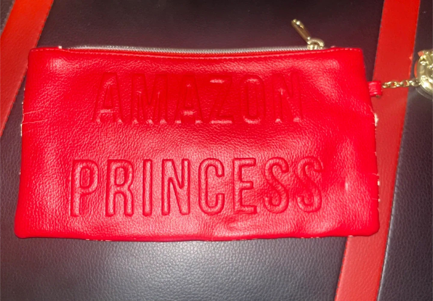 Wonder Woman Amazon Princess Red Clutch image indicator(3)