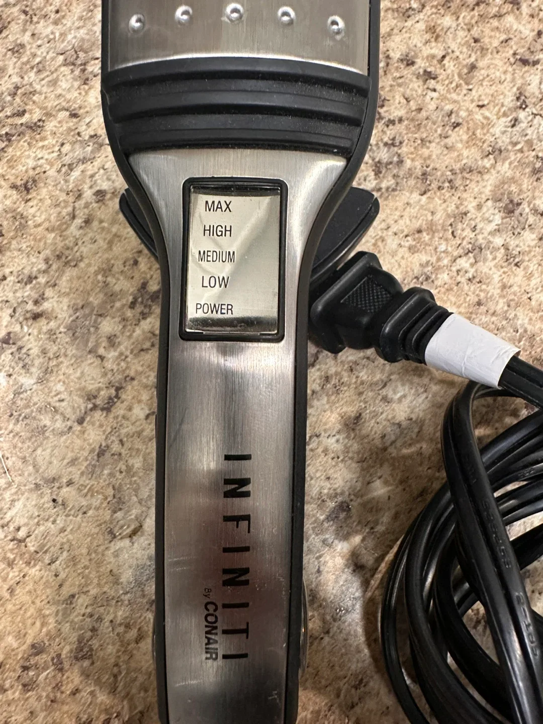 Infiniti by Conair Hair Straightener image indicator(2)