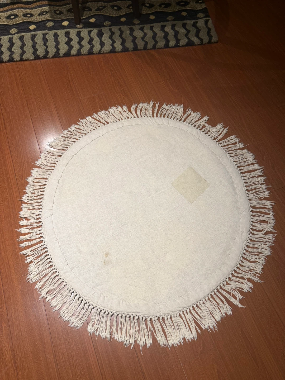 Round Floral Rug with Fringe - photo 3