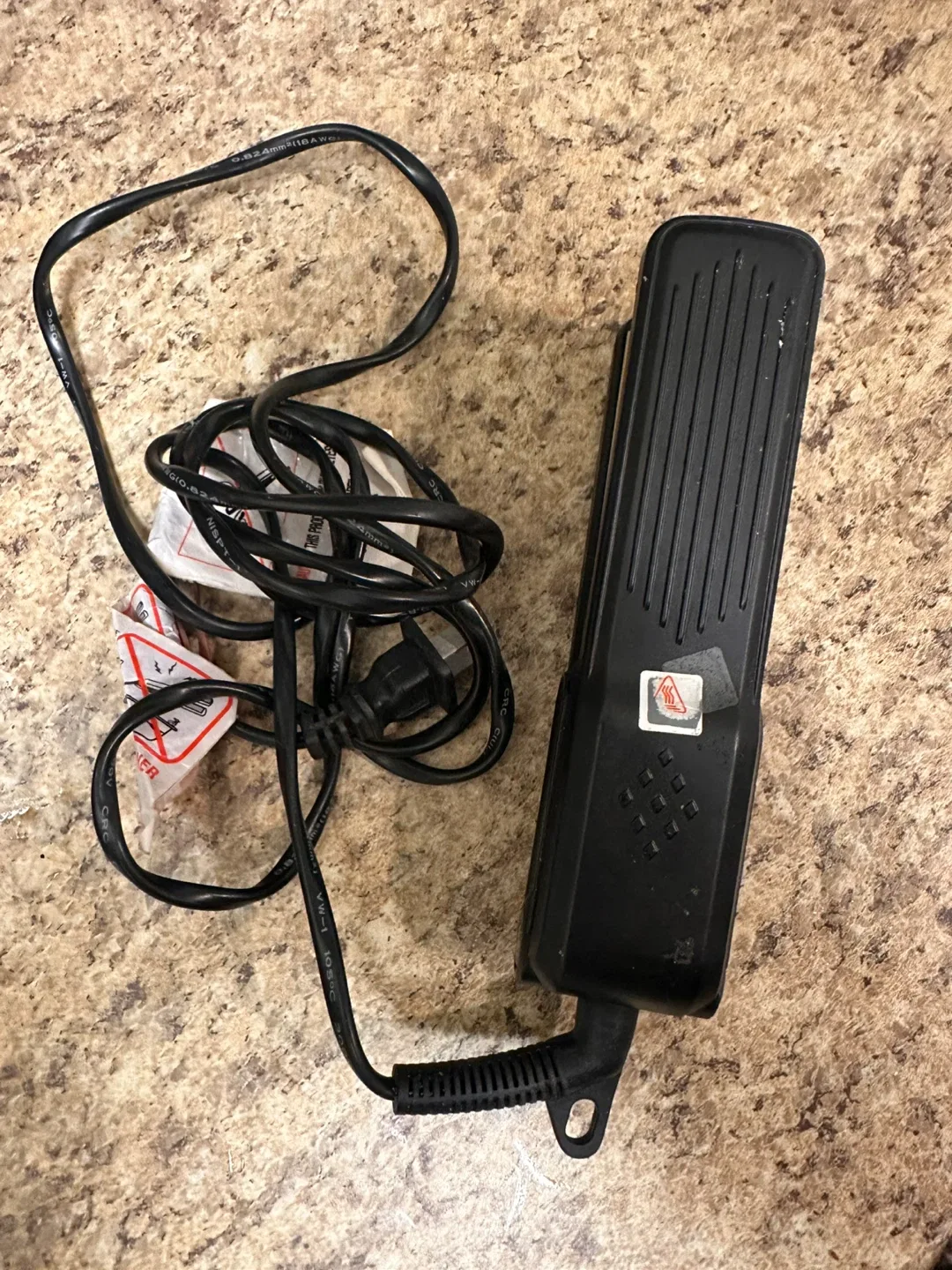 GVP Flat Iron Hair Straightener image indicator(2)