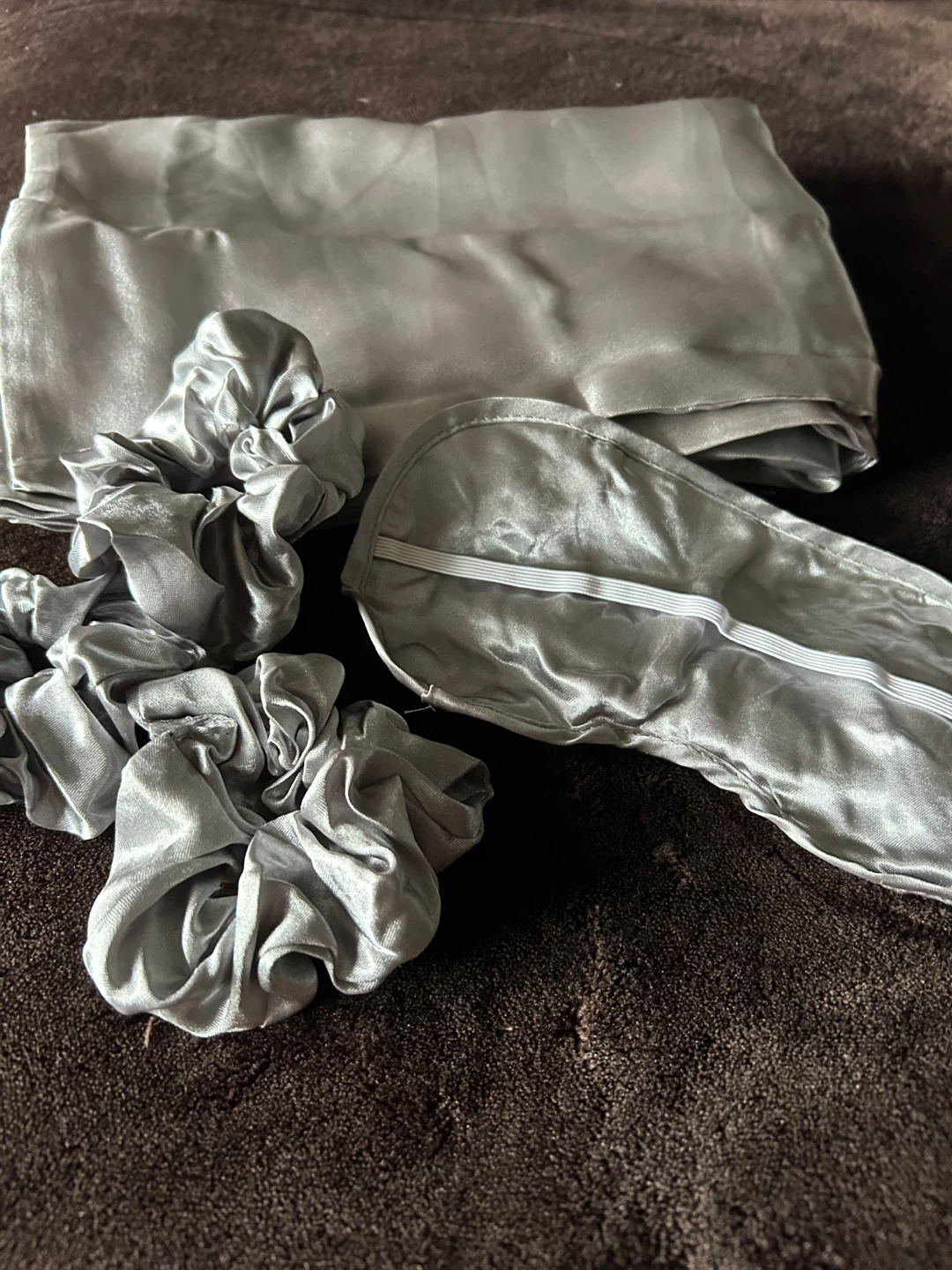 Swift Home 6-Piece Satin Pillowcases, Eye Mask & Scrunchie Set - photo 3