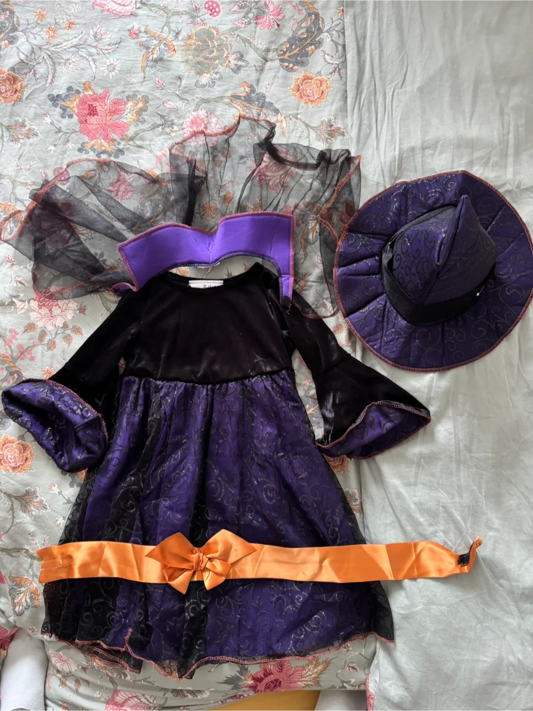 California Costumes Hocus Pocus Witch Costume - photo 2