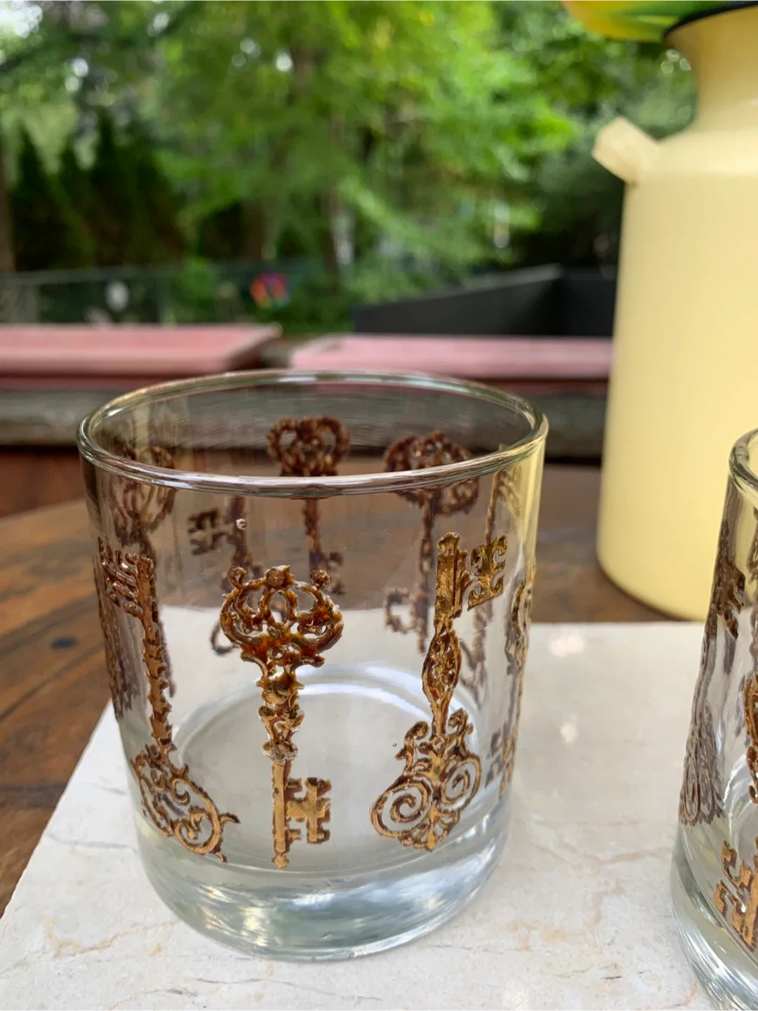 Libbey Glass Tumblers with Gold Skeleton Key Design image indicator(2)