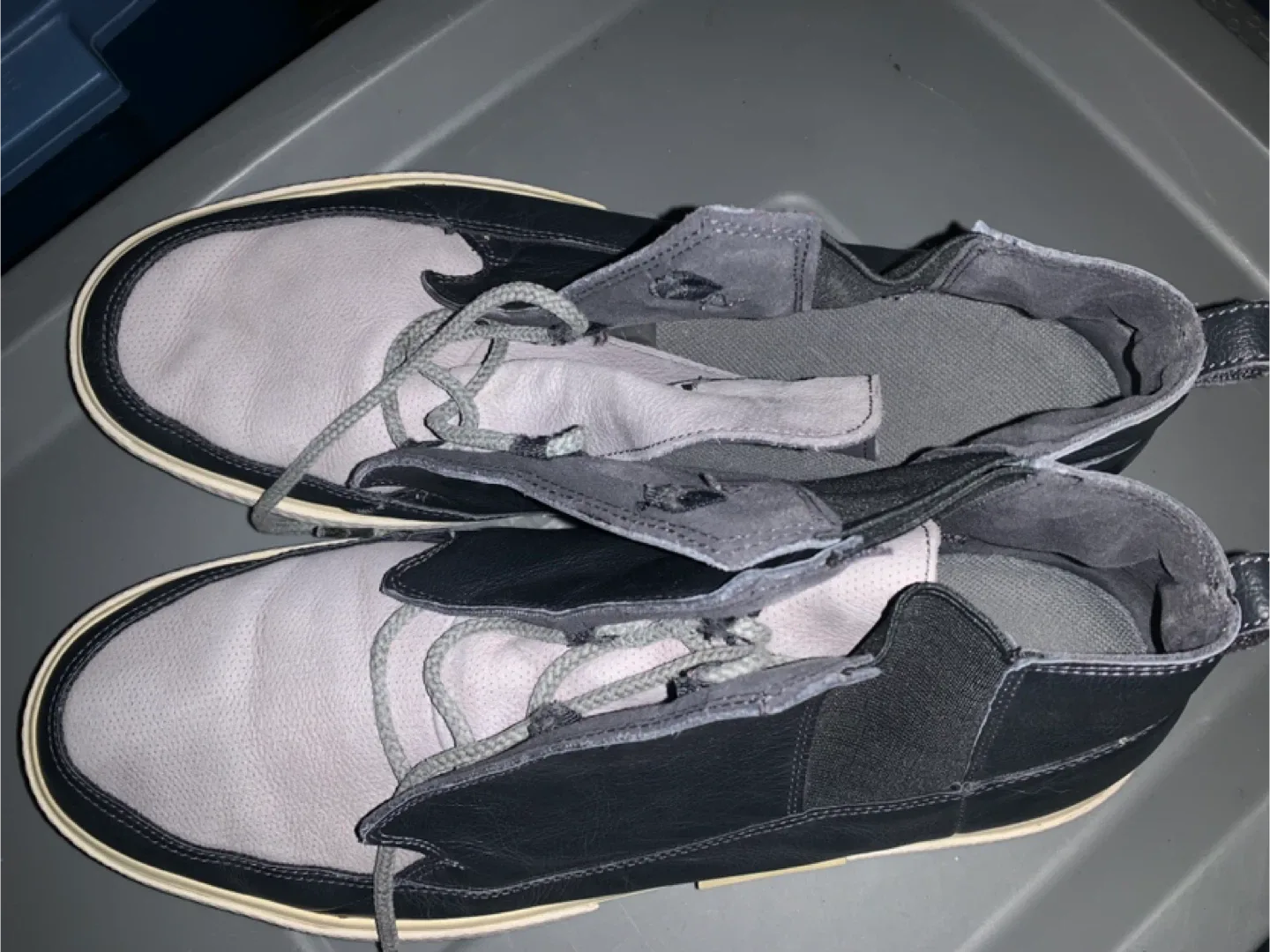 Air Jordan Sneakers – Size 12 (Black/Gray, Retro Style) thumbnail