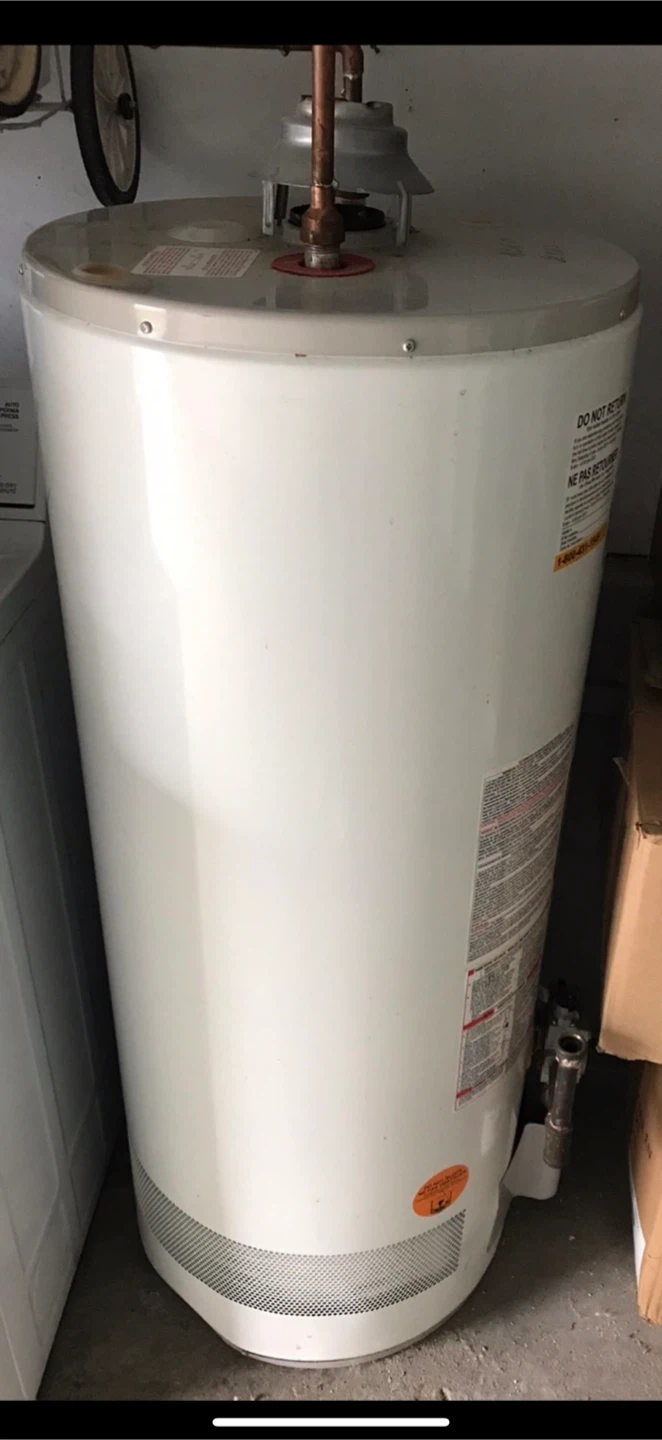 Rheem 40 US Gal Water Heater