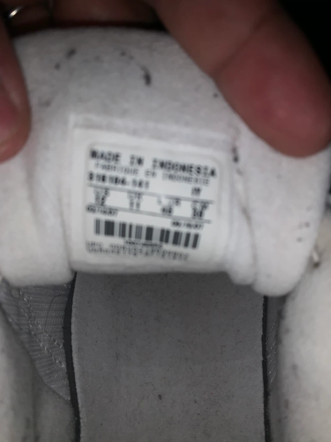 Nike Air Sneakers – Size 12 (White/Black) - photo 5