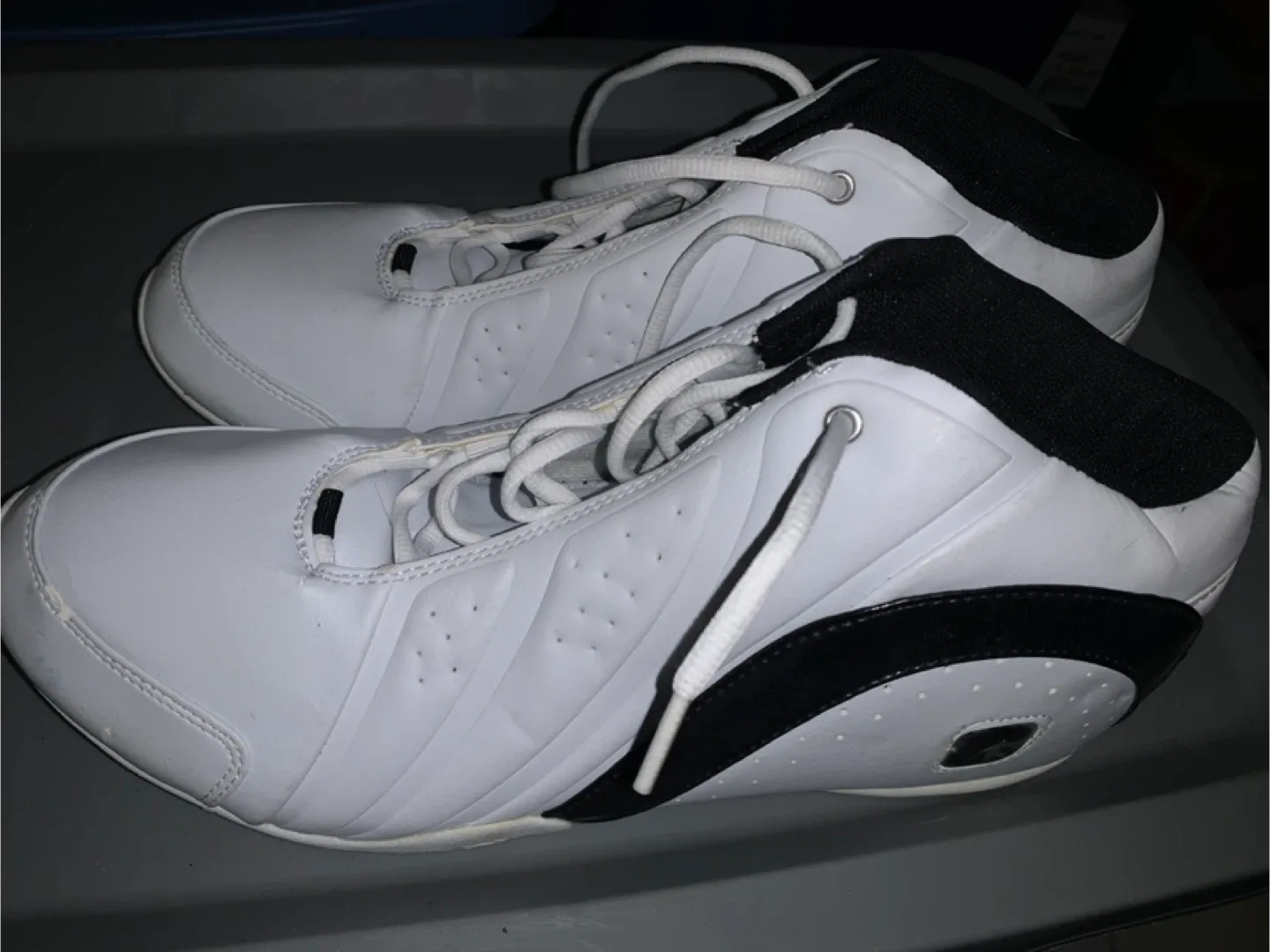 AND1 Rocket Mid Basketball Shoes – Size 13 (White/Black) thumbnail