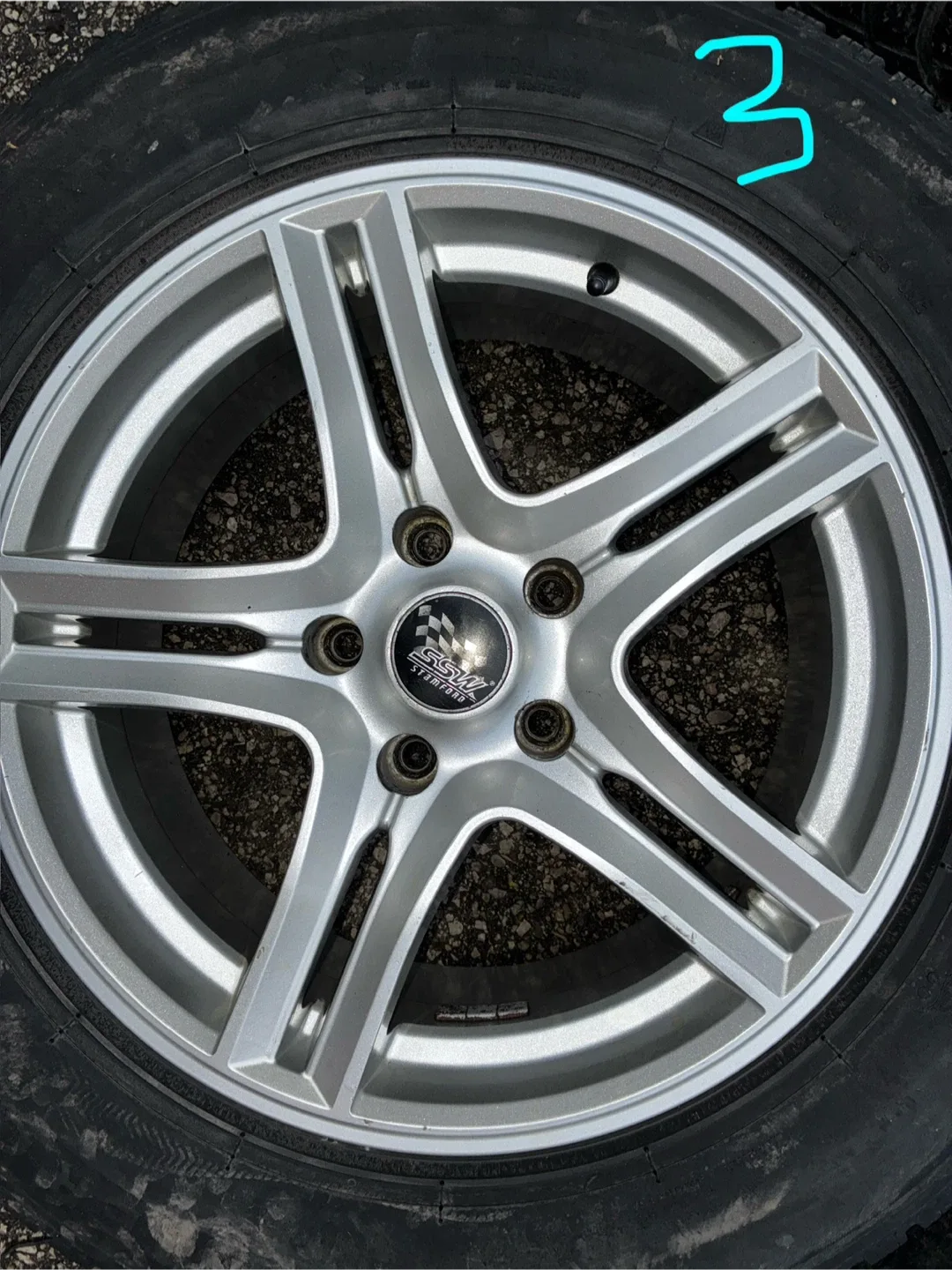 Set of 17 inch Aluminum wheels 17” RIMS image indicator(3)