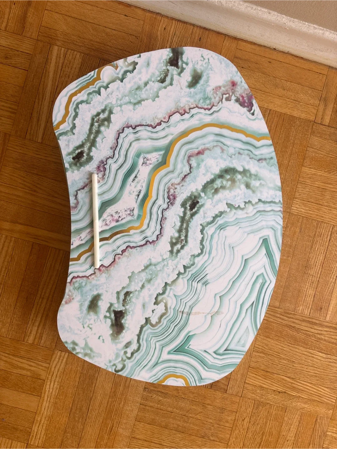 Free - Lap Desk with Marble Pattern thumbnail