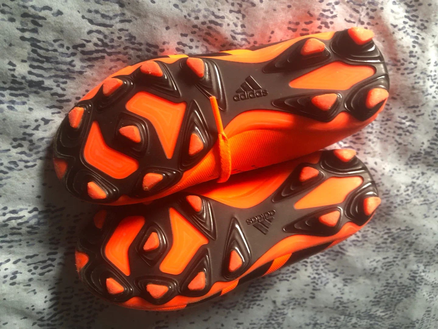 Adidas Predator Orange Soccer Cleats image indicator(2)