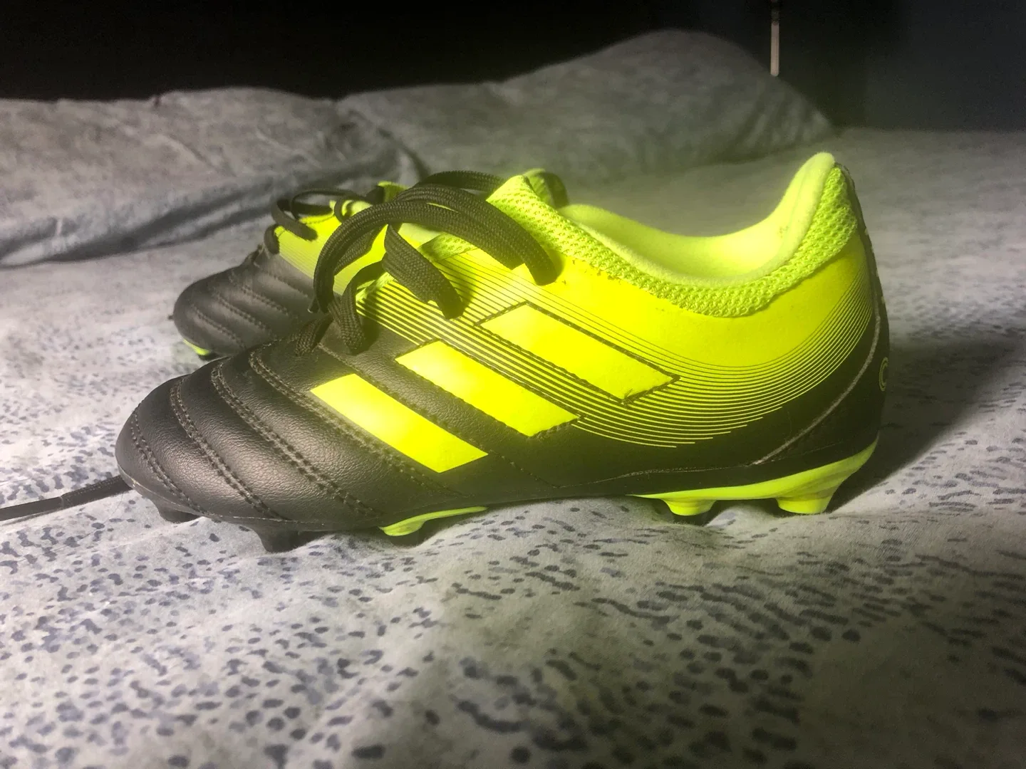 Adidas Copa 20.3 Soccer Cleats - Size 13K US Kids image indicator(5)