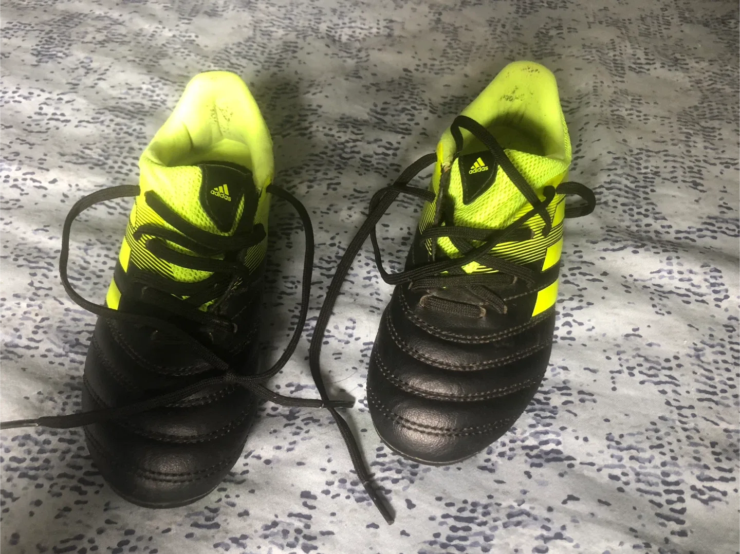 Adidas Copa 20.3 Soccer Cleats - Size 13K US Kids image indicator(2)