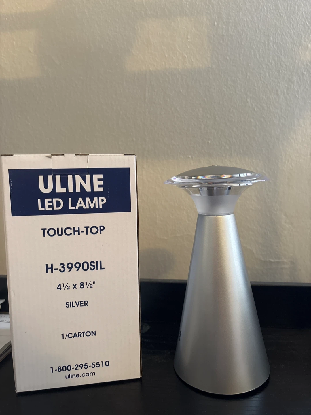 Uline LED Touch-Top Lamp - Silver