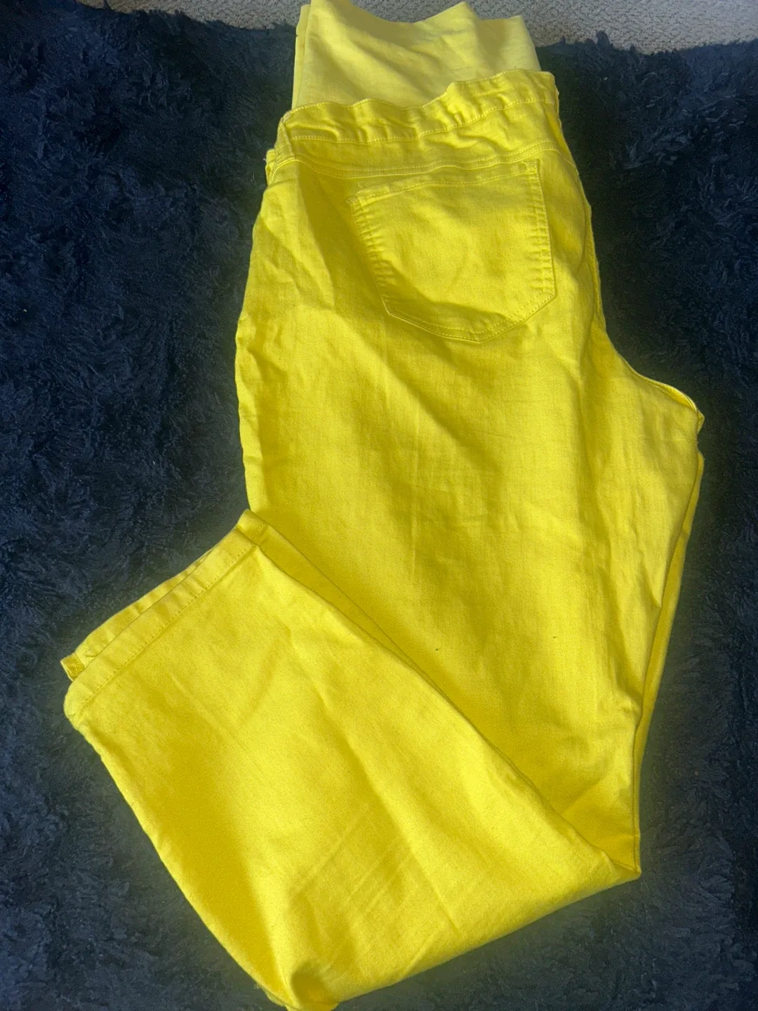 Assorted Women's Tops & Pants image indicator(5)