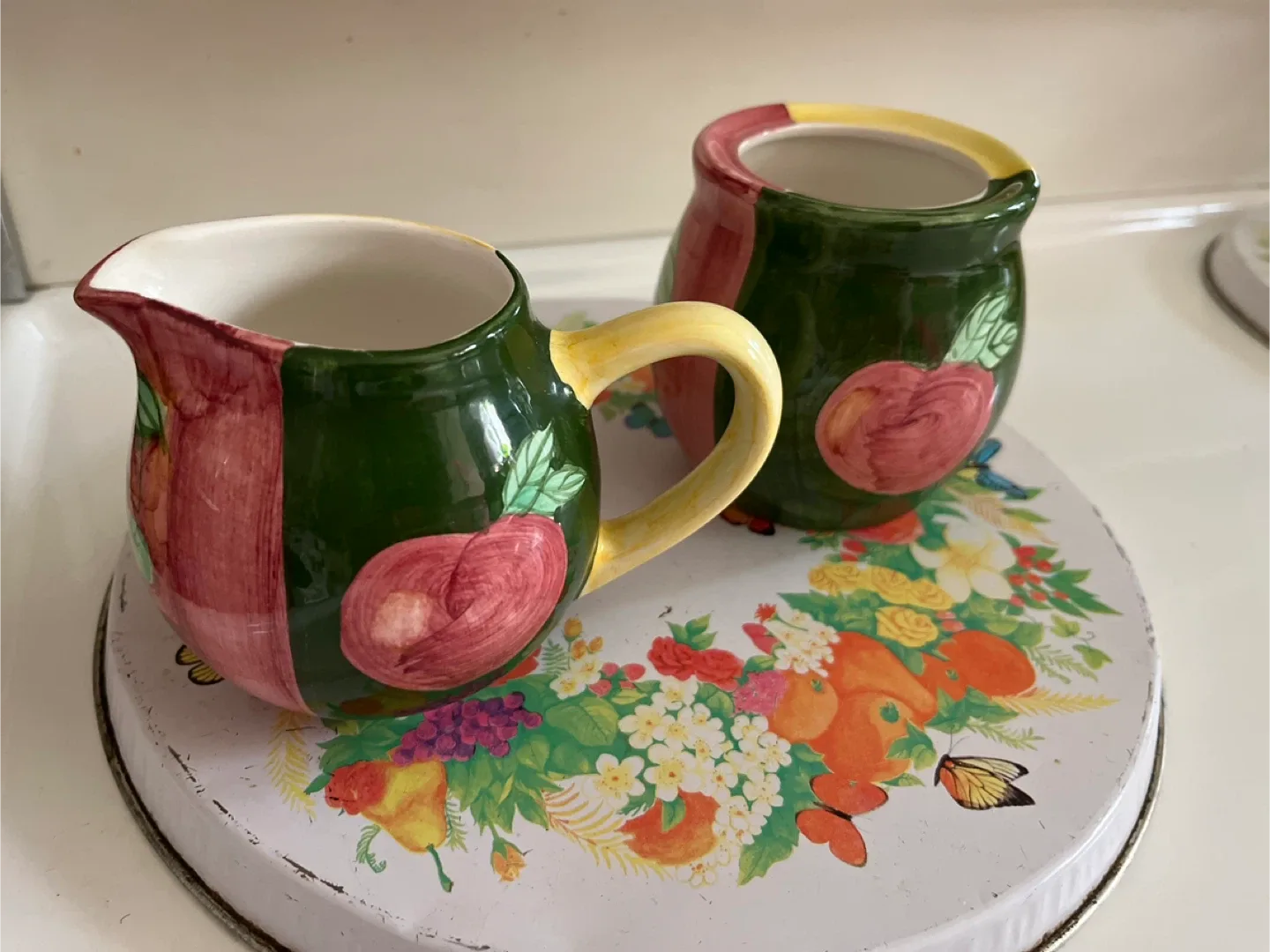 Vintage Creamer and Sugar Bowl Set 🥕