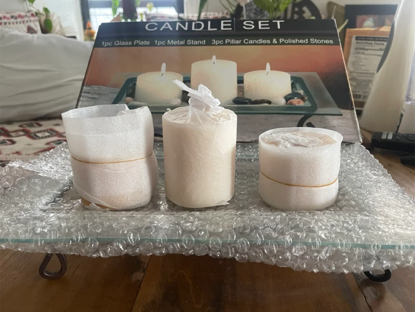 Candle Set with Glass Plate, Metal Stand, 3 Pillar Candles image indicator(4)