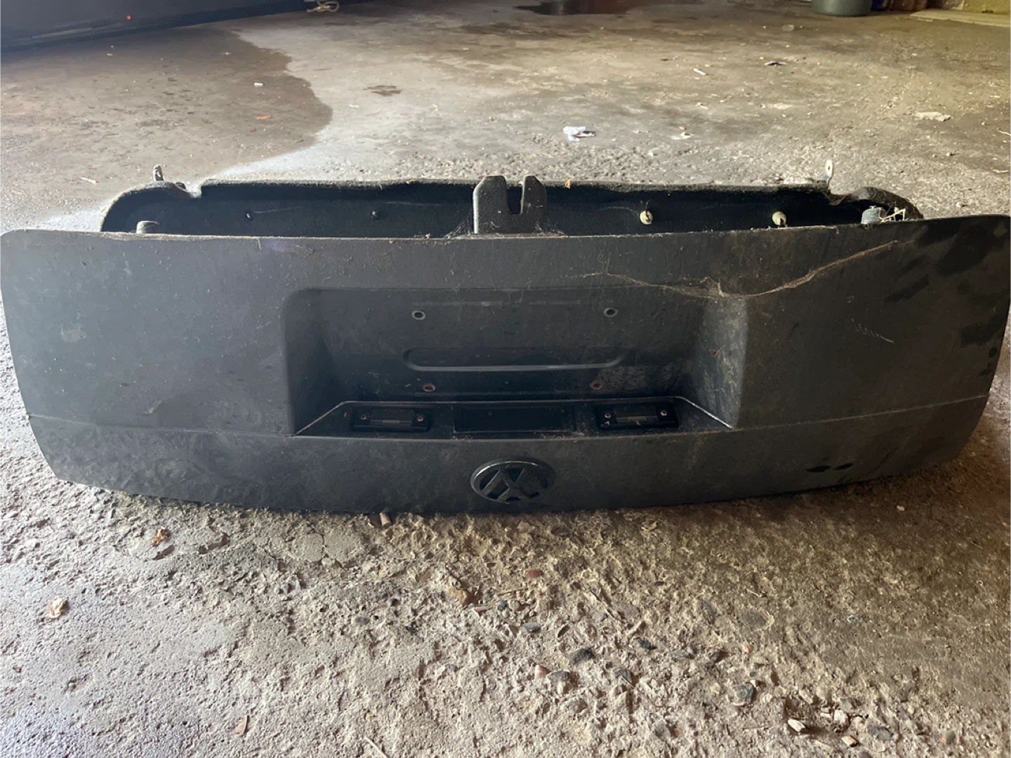 Volkswagen Trunk Hatch - Black