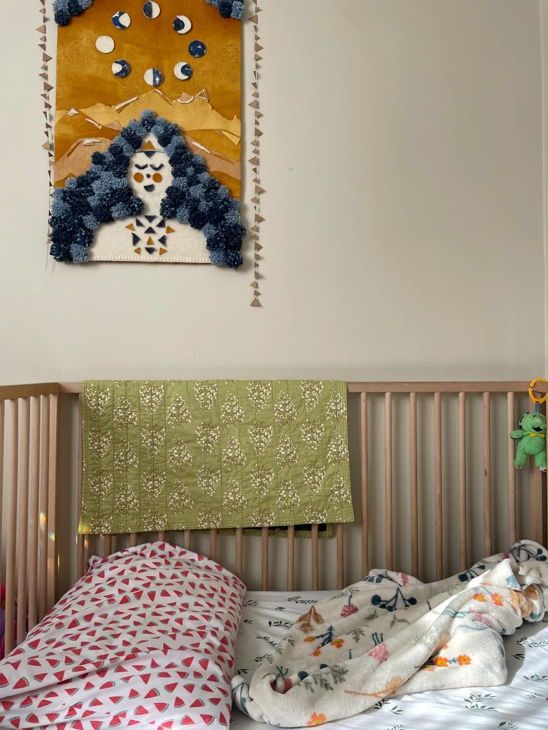 IKEA Sniglar Crib (crib only, mattress not for sale) image indicator(2)
