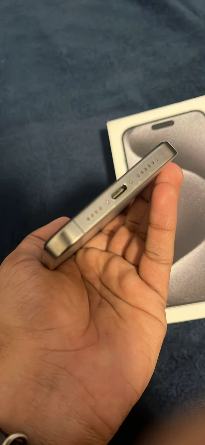 iPhone 15 Pro Max 256gb - natural titanium - photo 4