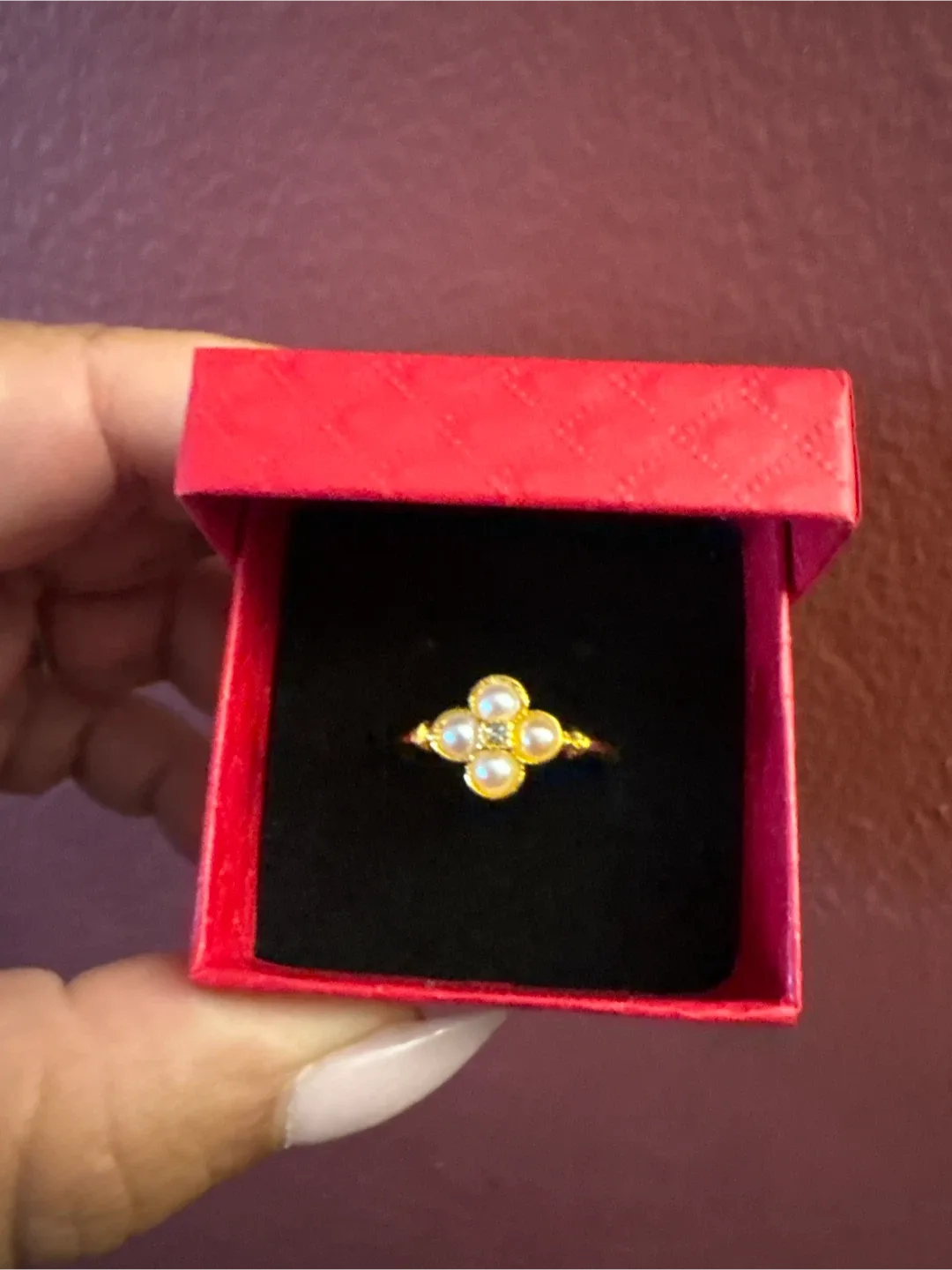 Gold Pearl Clover Ring NEW thumbnail