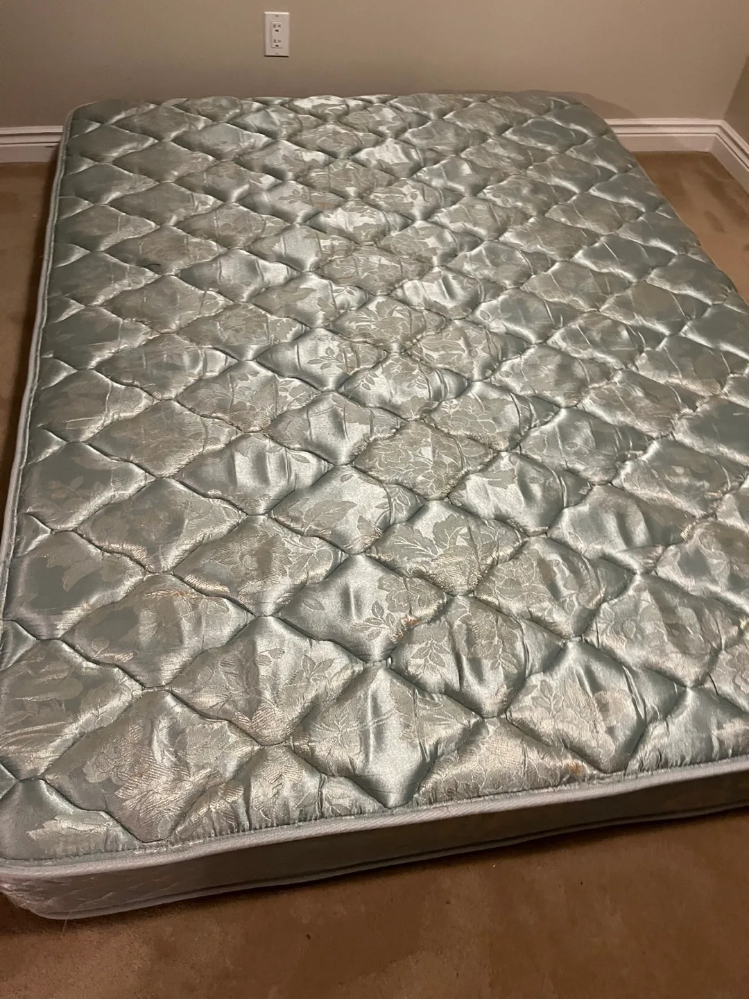 Used Mattress - Good Condition image indicator(2)