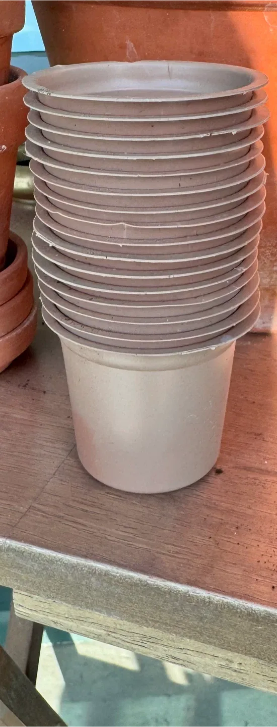 Terracotta Plant Pot image indicator(2)