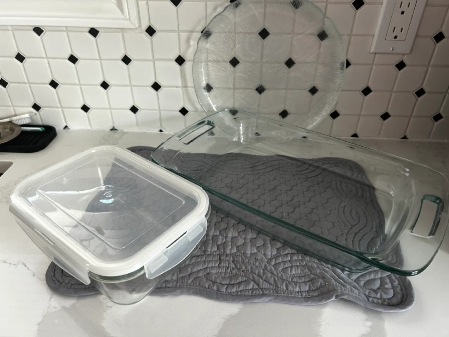 Glass Baking Dish & Food Container Set thumbnail