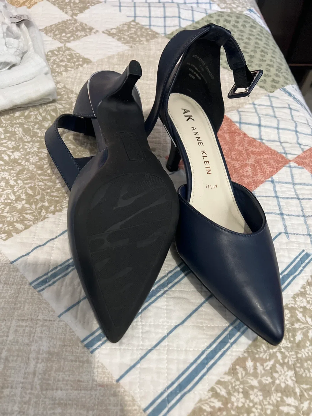 Anne Klein Navy Blue Heels image indicator(2)