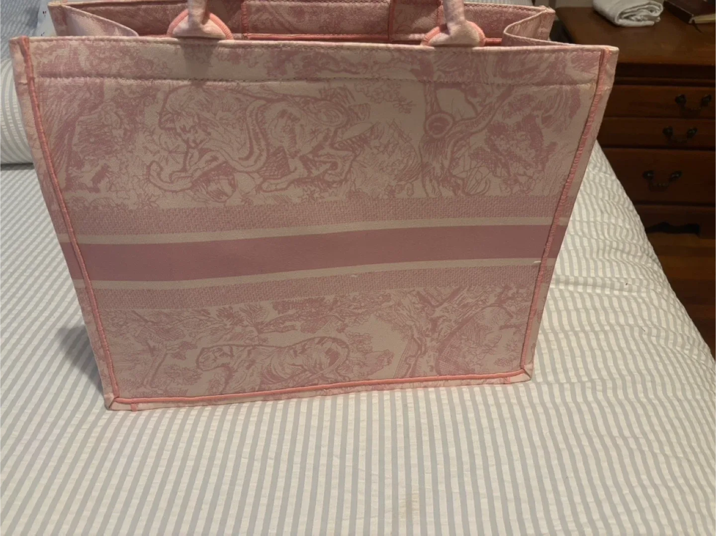Christian Dior Pink Book Tote Bag image indicator(3)