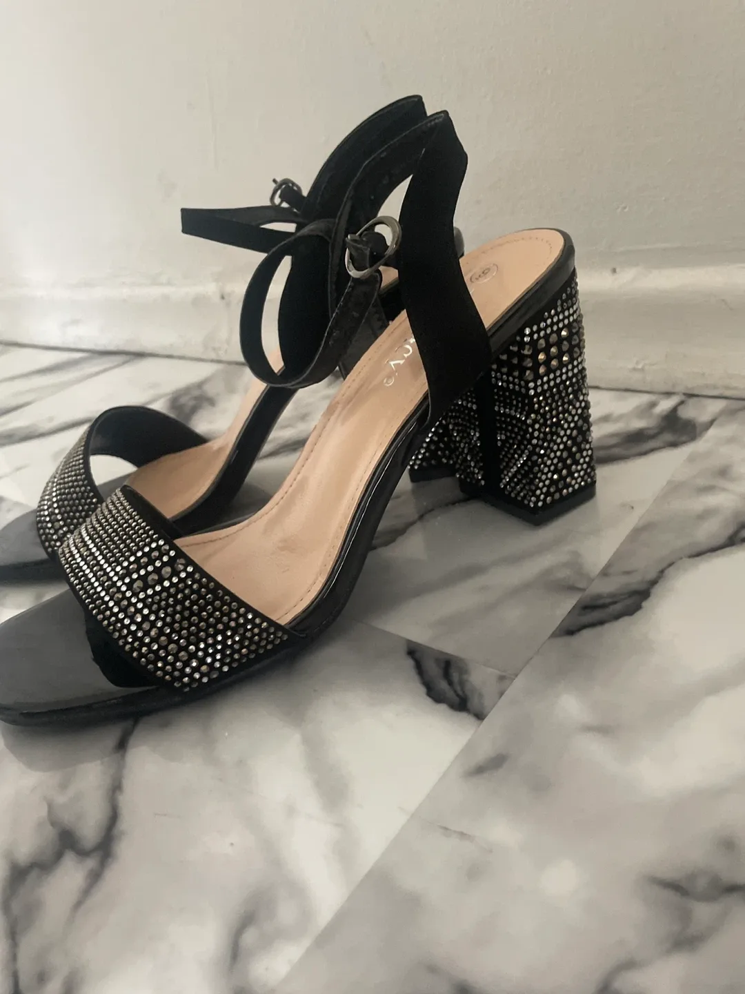 DELICACY Black Heels - Size 6 image indicator(3)