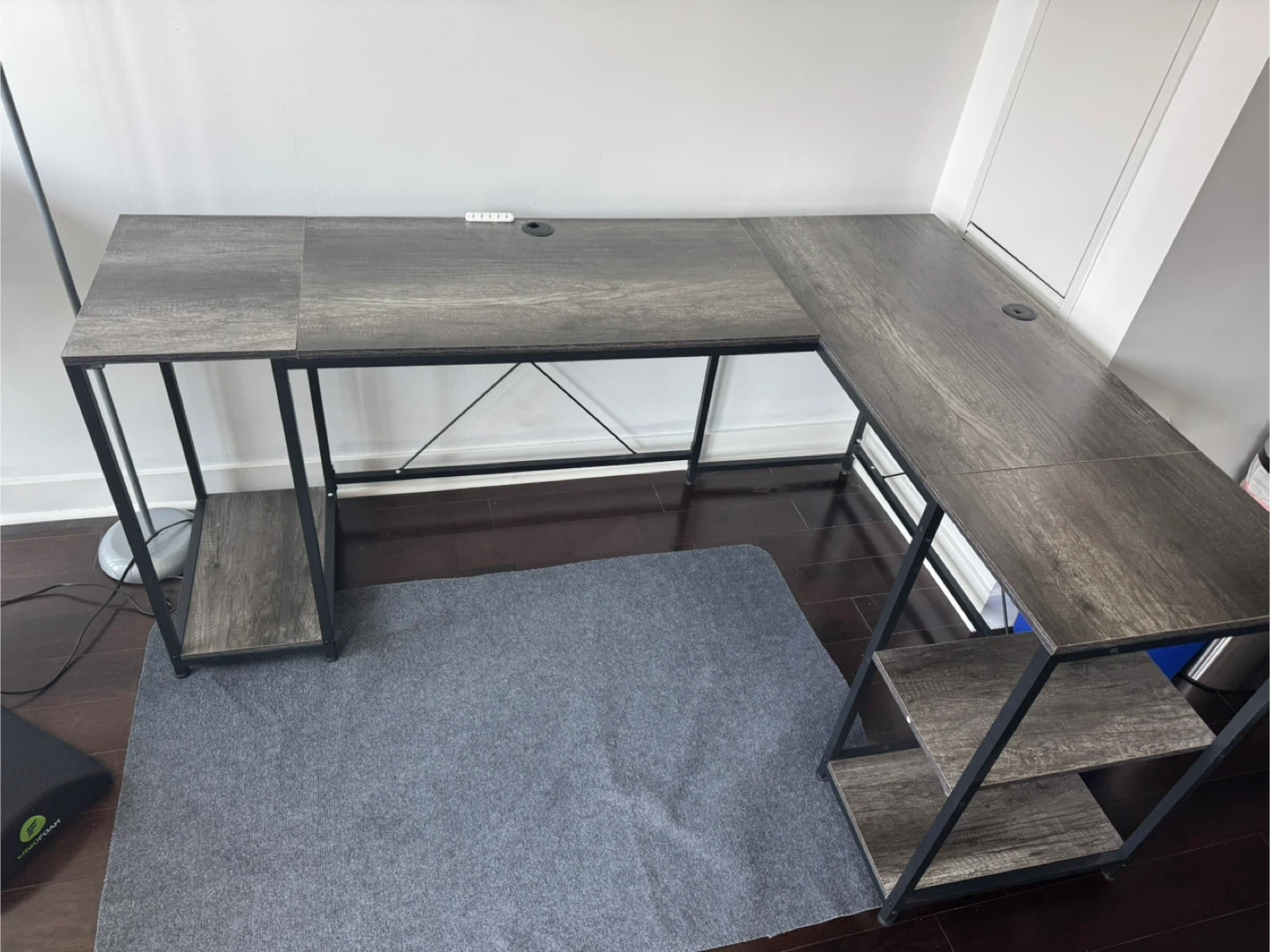 L-shaped desk - photo 5