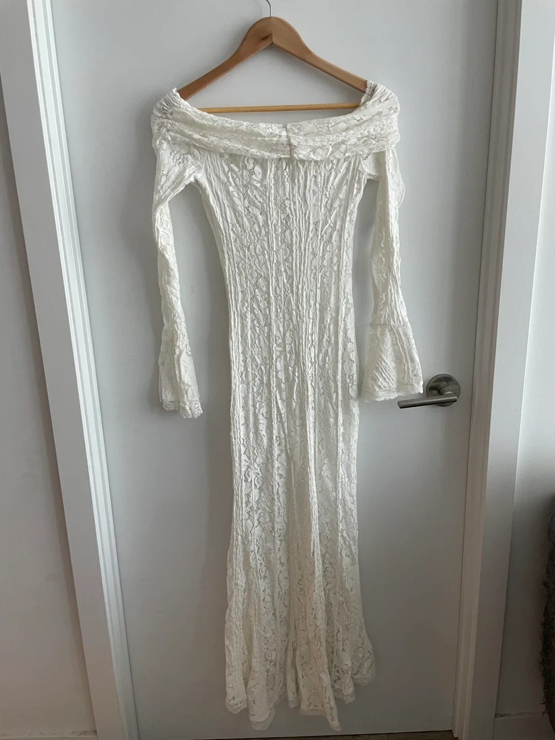 Lace Off-Shoulder Dress image indicator(2)