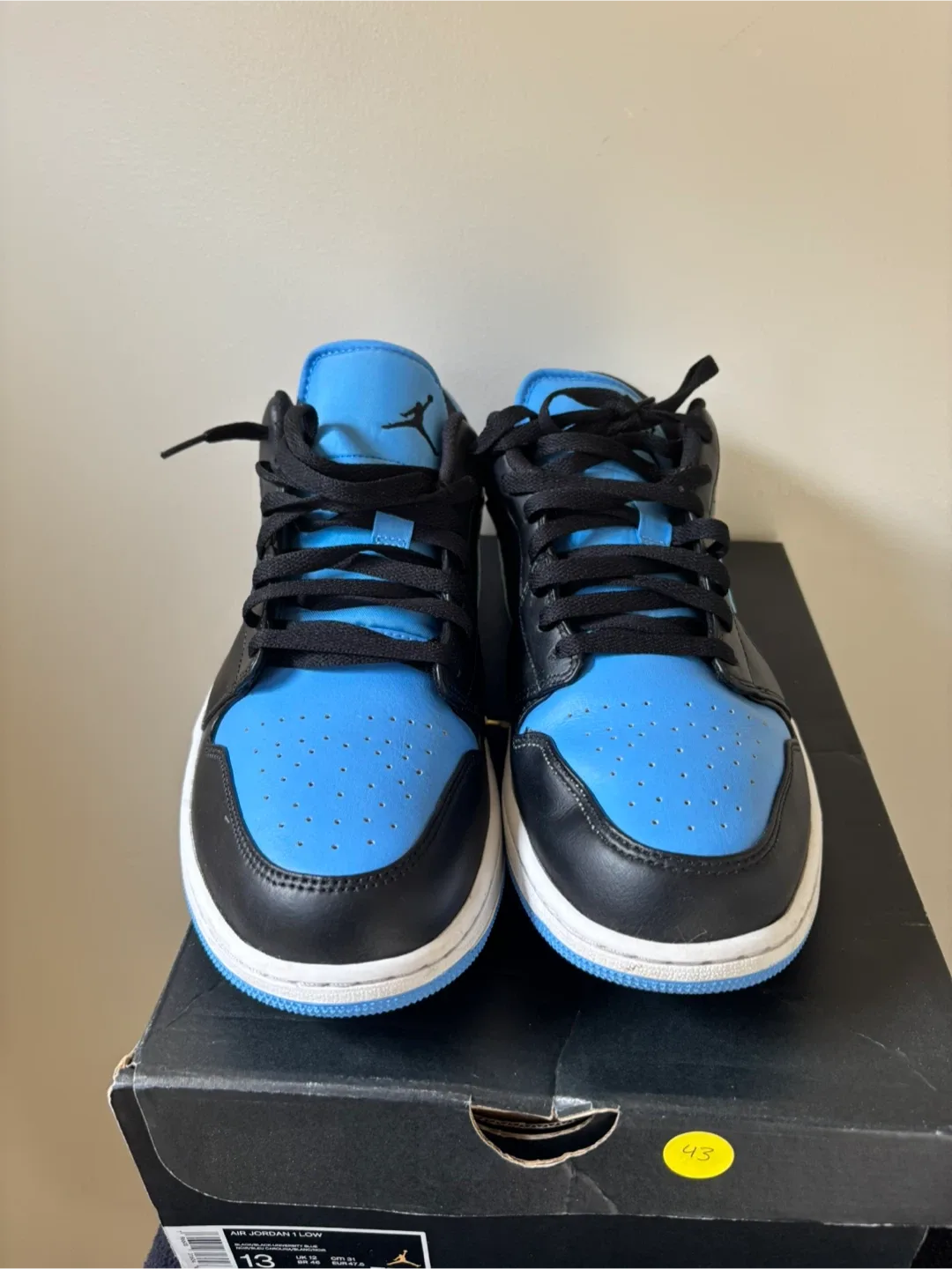 Air Jordan 1 Low Black/University Blue Size 13 image indicator(4)