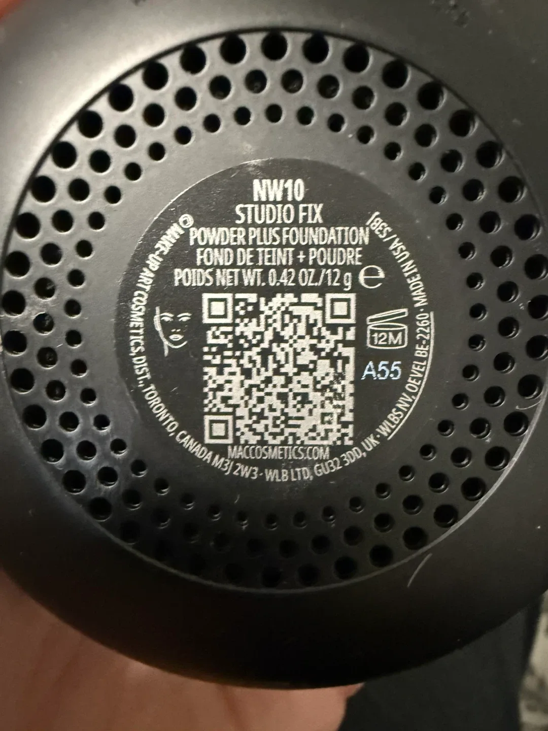 MAC Studio Fix Powder Plus Foundation NW10 image indicator(3)