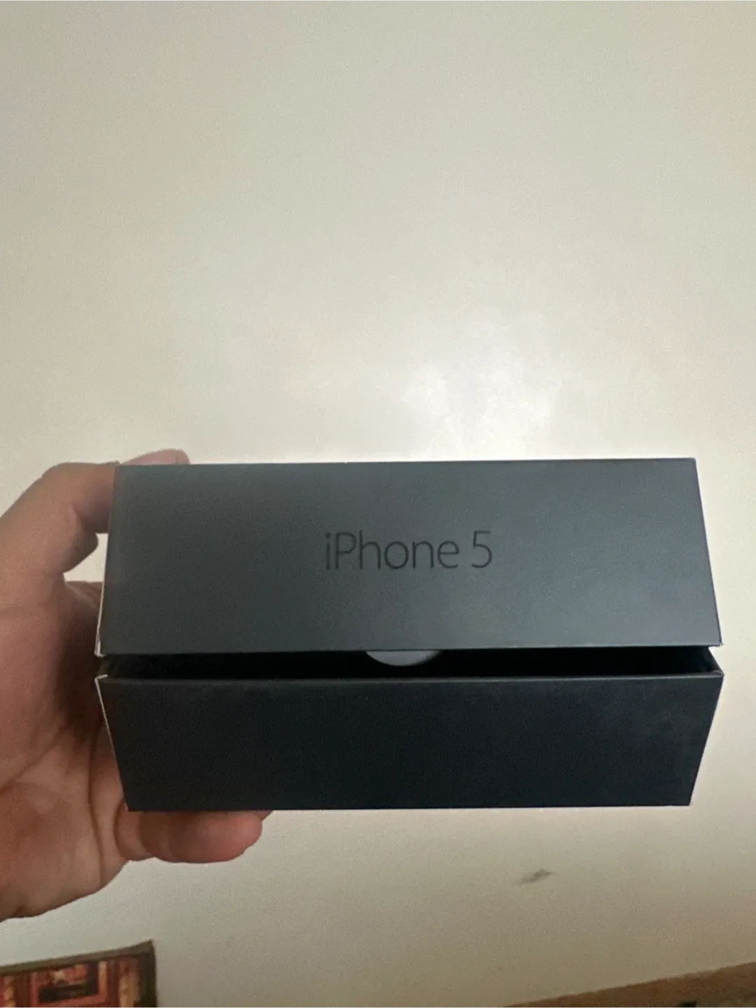 iPhone 5 - Good Condition image indicator(3)