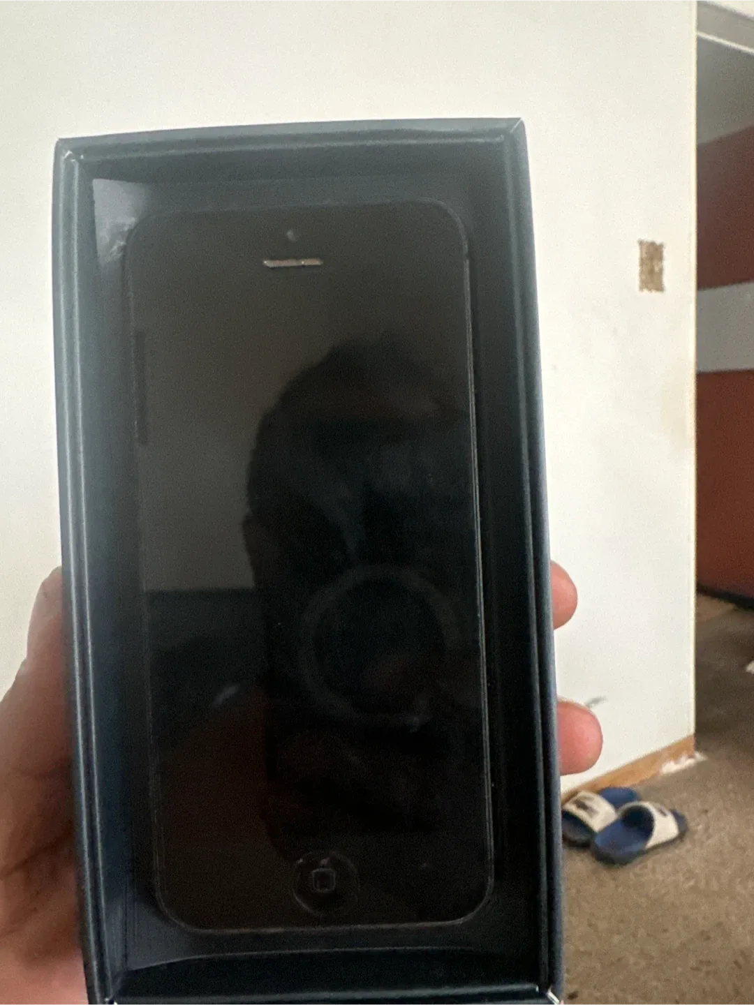 iPhone 5 - Good Condition image indicator(4)