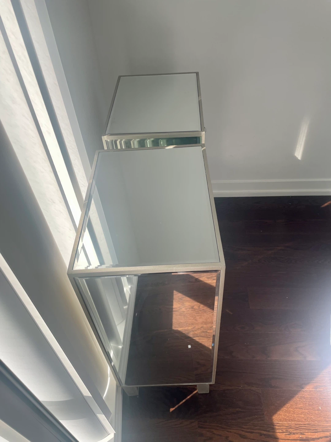 Mirrored Nightstands - Set of 2 - photo 5
