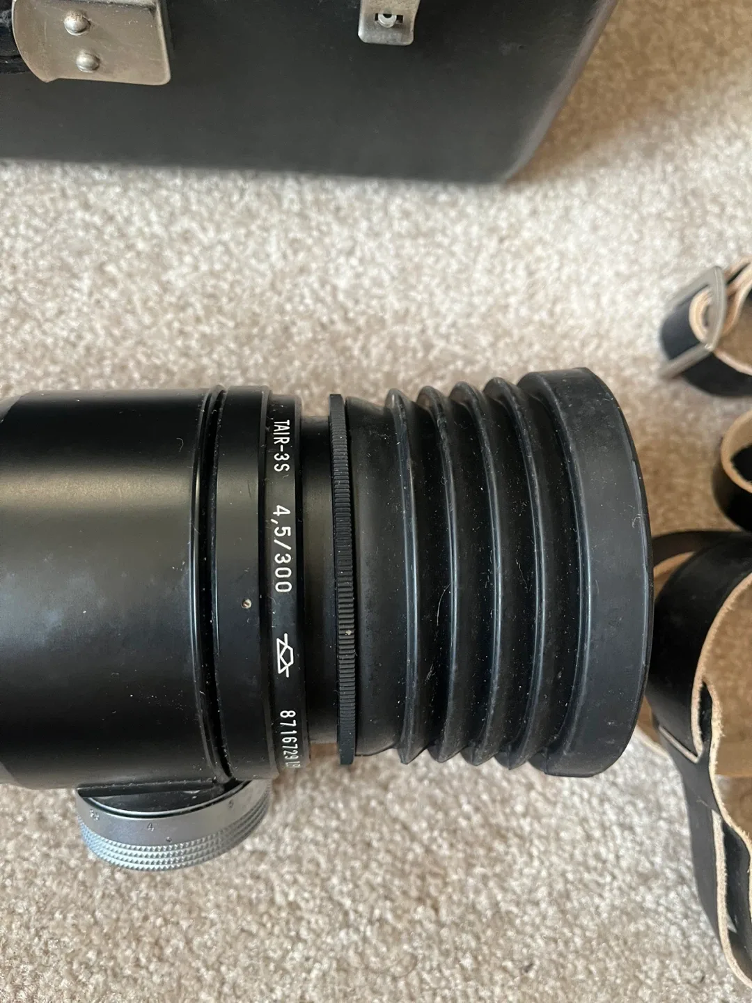 Zenit Fotosnaiper 12 Camera Set w/ Case image indicator(4)