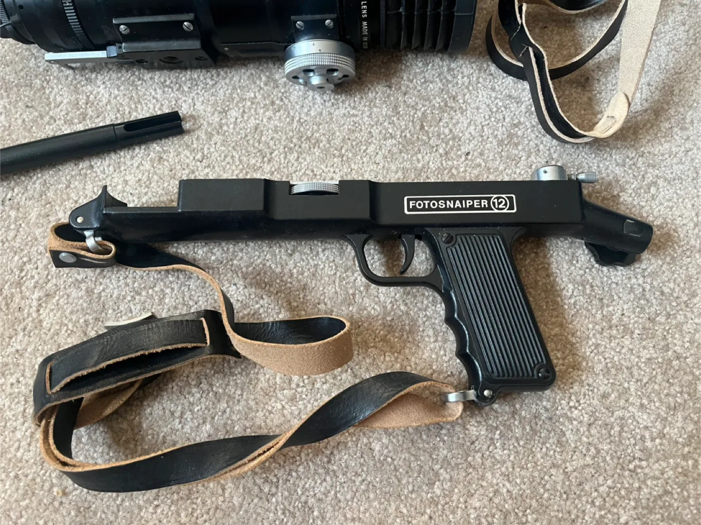 Zenit Fotosnaiper 12 Camera Set w/ Case image indicator(3)