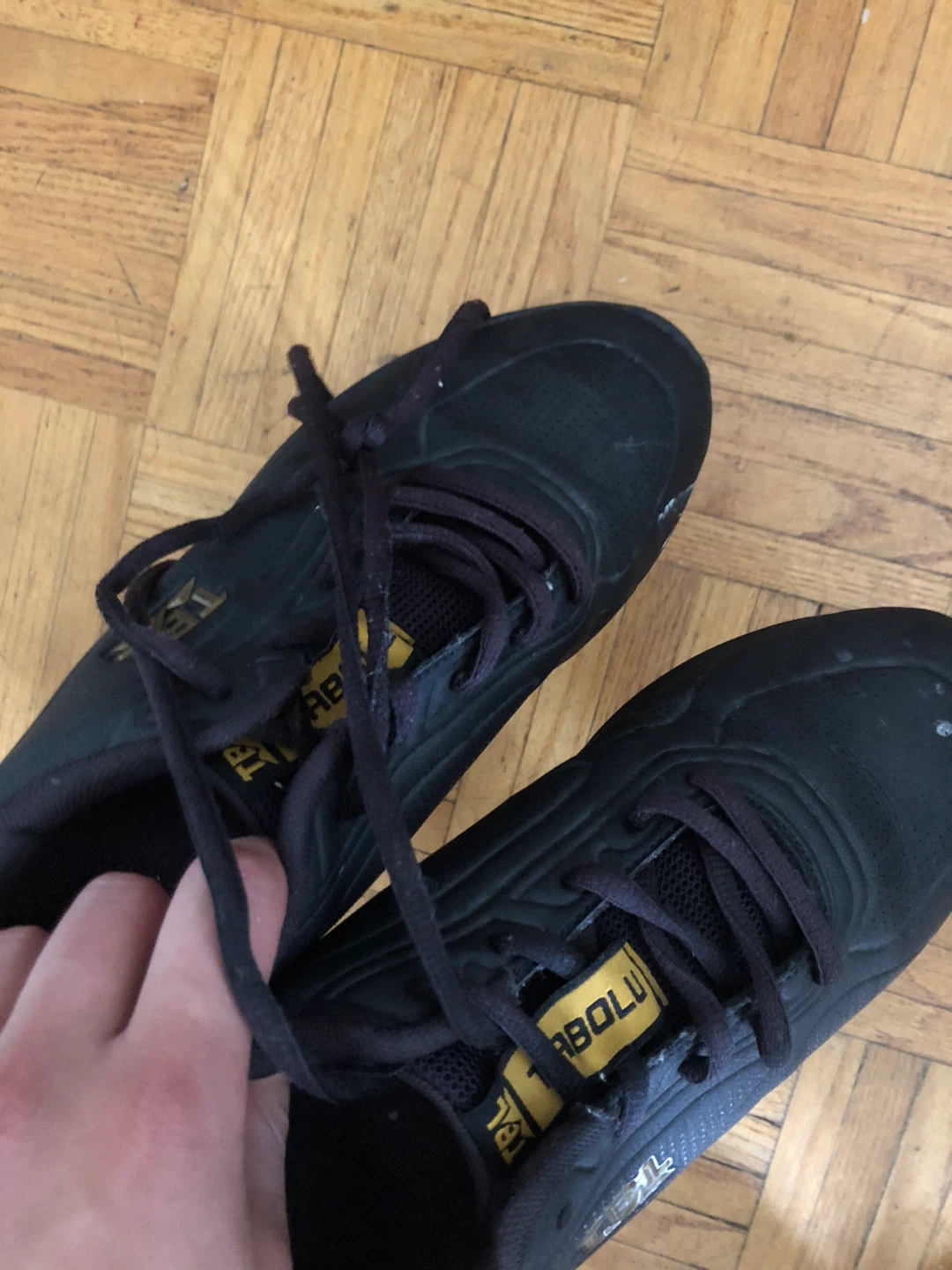 Arbold Black Running Shoes