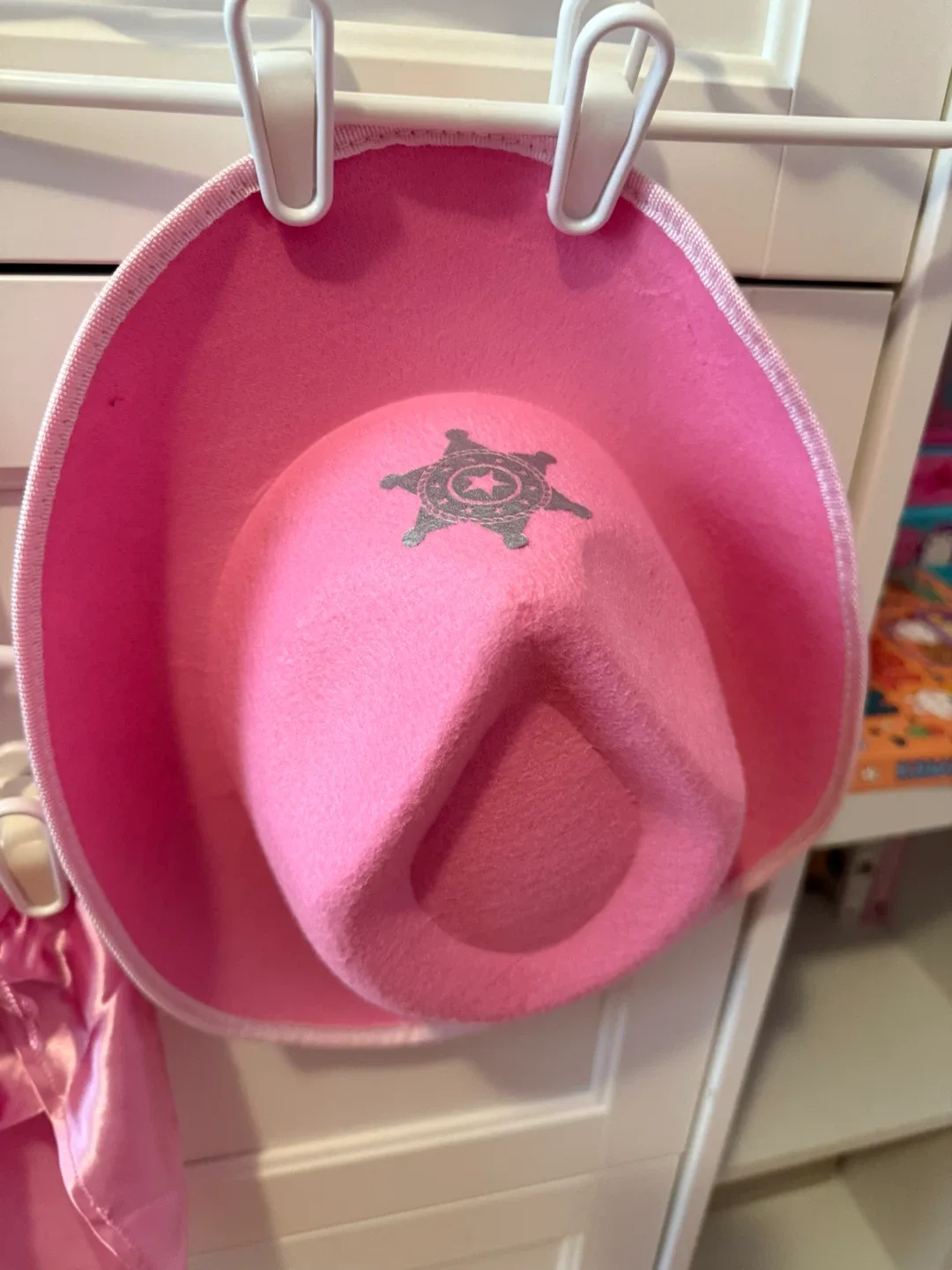 Melissa & Doug Pink Cowgirl Costume Set image indicator(4)