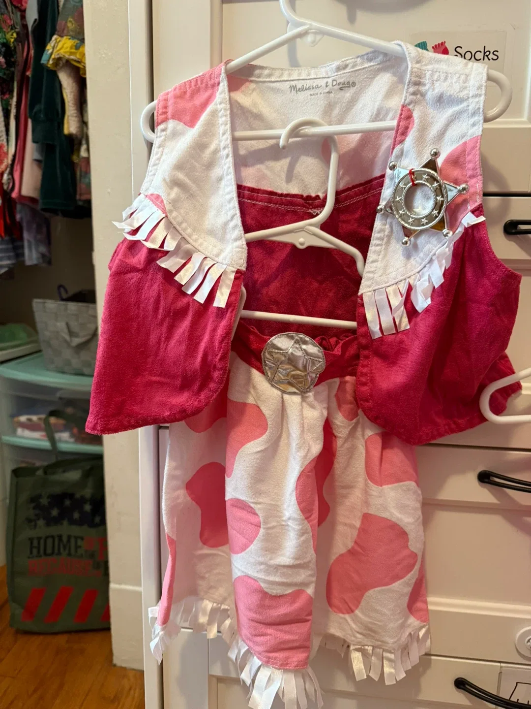 Melissa & Doug Pink Cowgirl Costume Set image indicator(2)