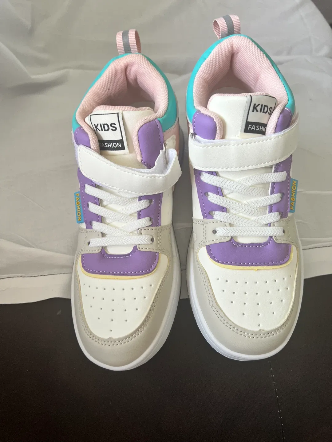 Girls Fashion Sneakers - Size 34 thumbnail