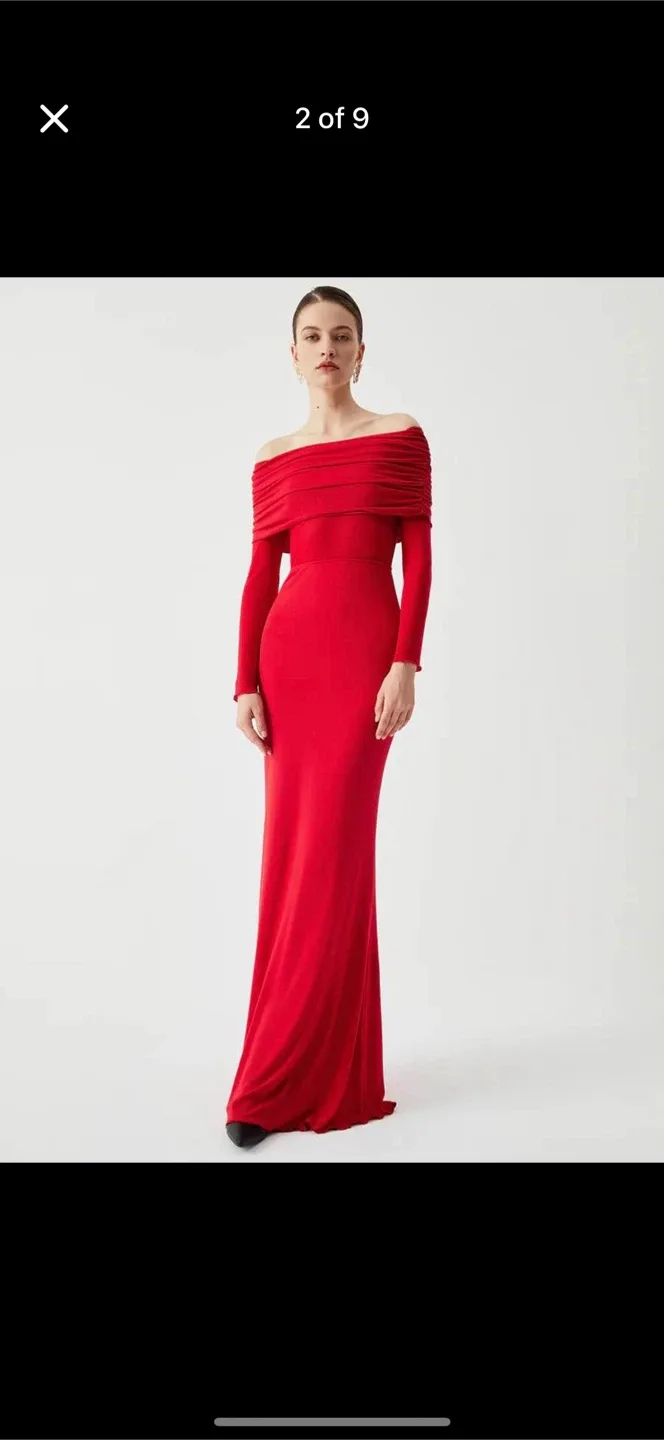 Red  Maxi Dress, Size small thumbnail