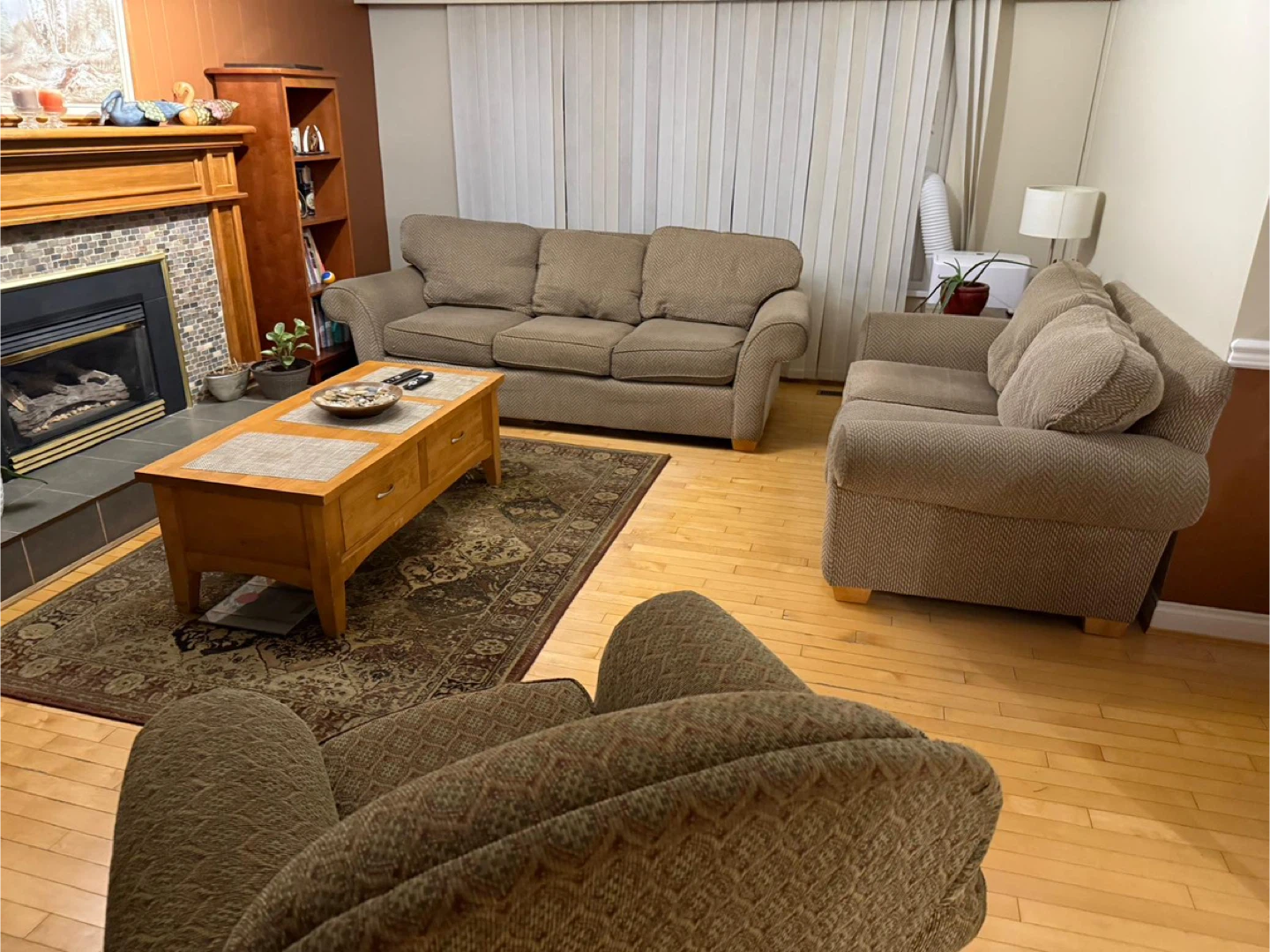 Living Room Set - Sofa, Loveseat & Armchair - photo 3