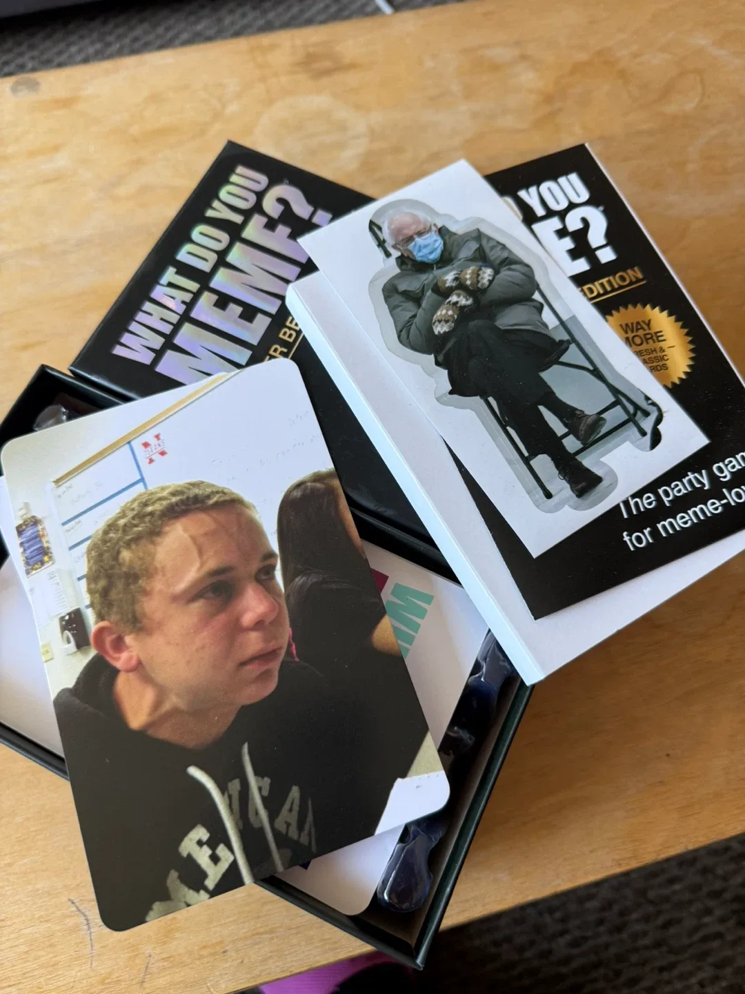 New! What do you Meme card game image indicator(5)