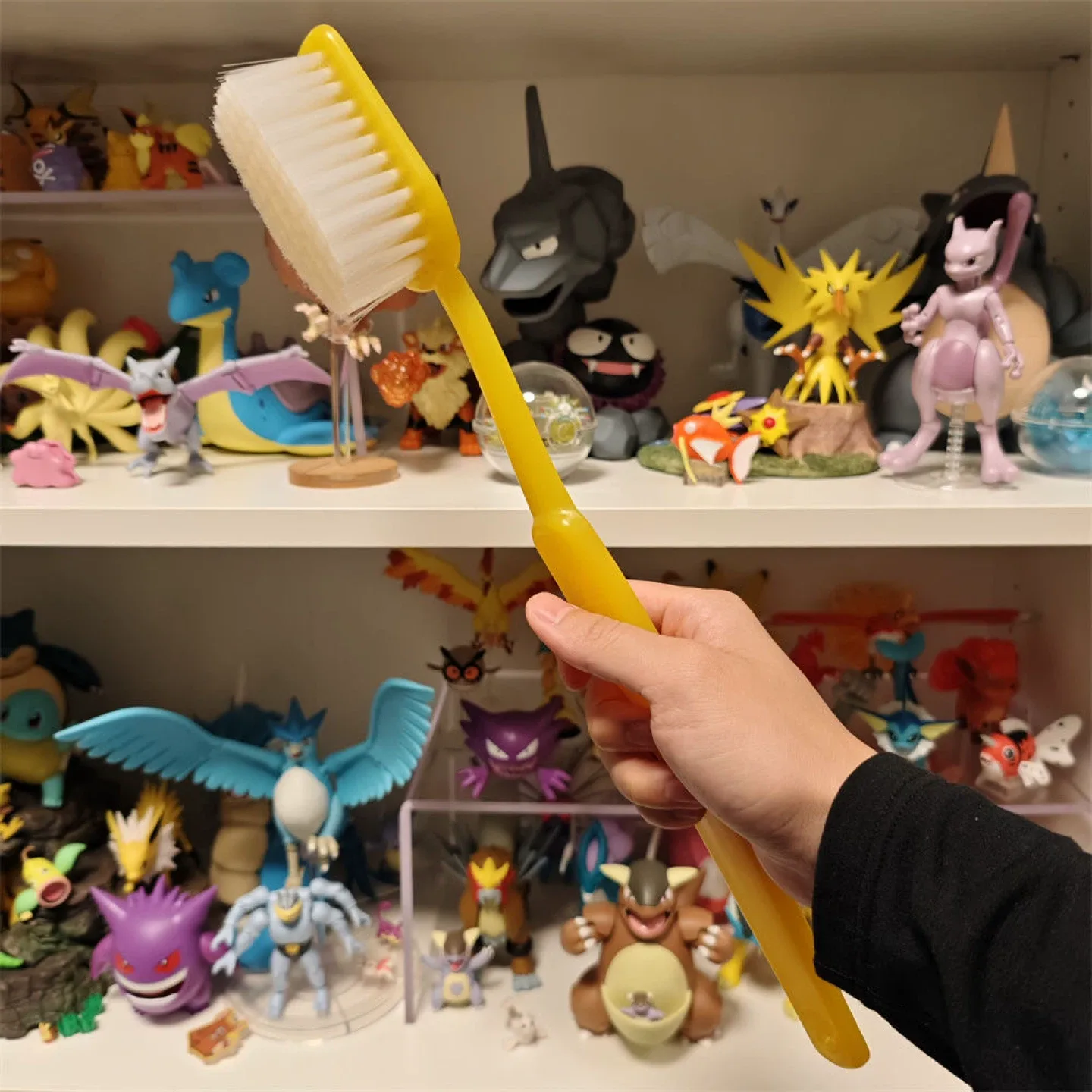 Oversized Novelty Toothbrush/ Back Scrub Brush image indicator(2)