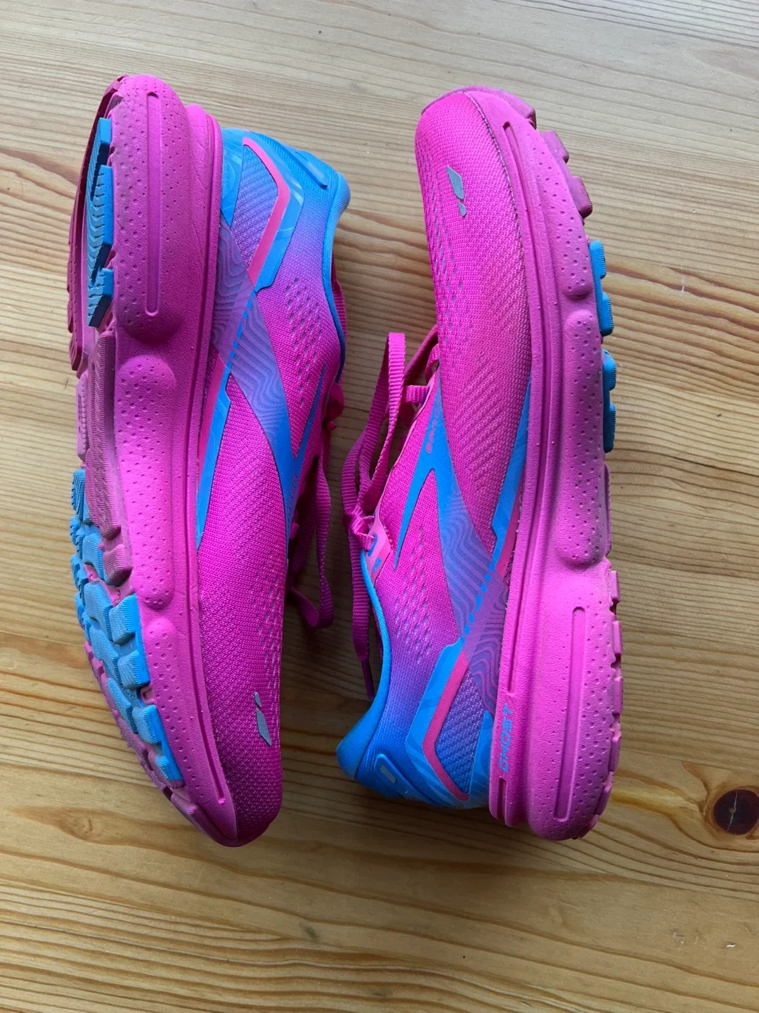 SIZE 8.5 Brooks Glycerin 20 Women's- MOVING OUT SALE ✈️ thumbnail