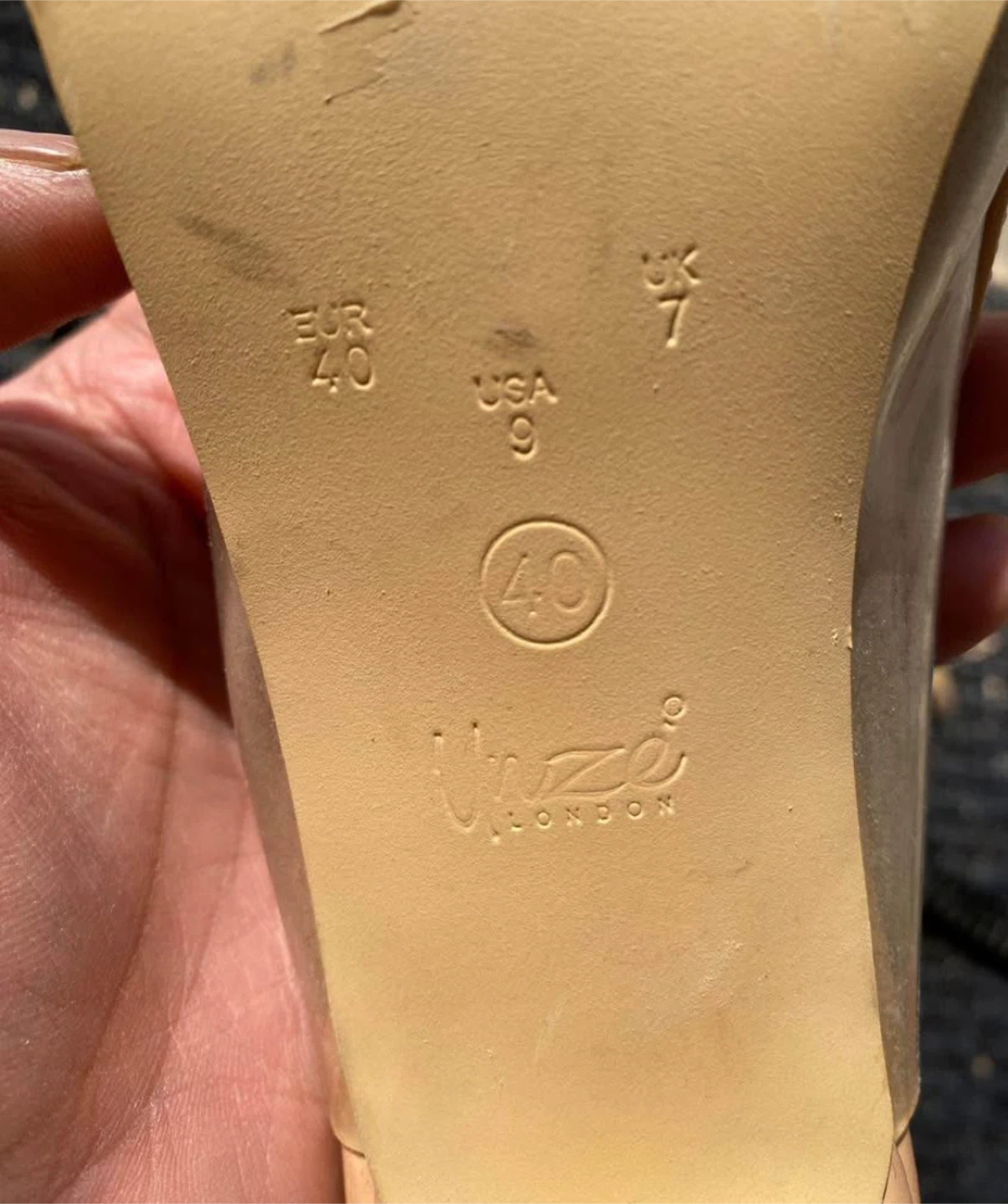 Vincci London Heels - Size 9 - photo 2